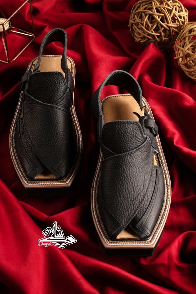 kaptaan-chappal-matt-black-grain-leather